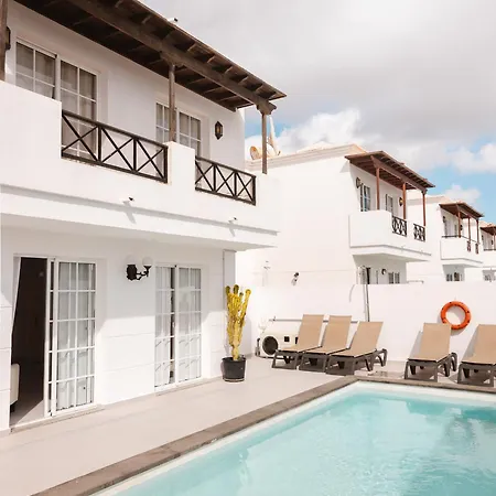 Villa Fariones Tías