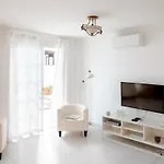 Fariones Villa Tias